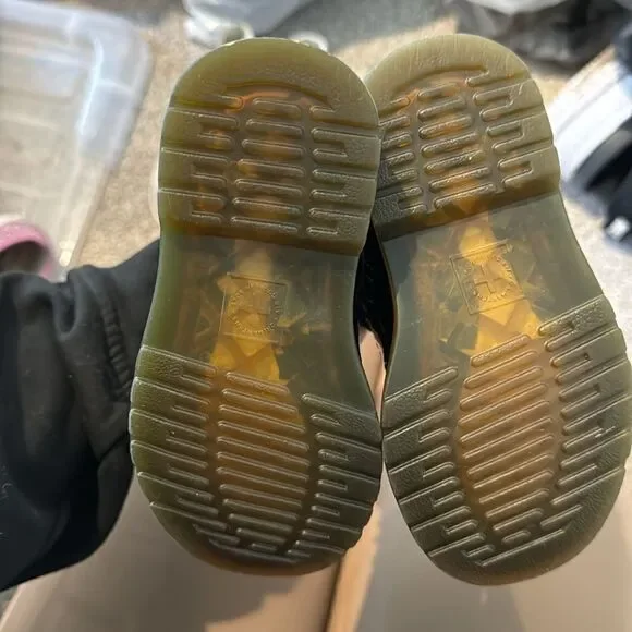 Toddler Doc Martens patent black boot - Picture 5 of 5